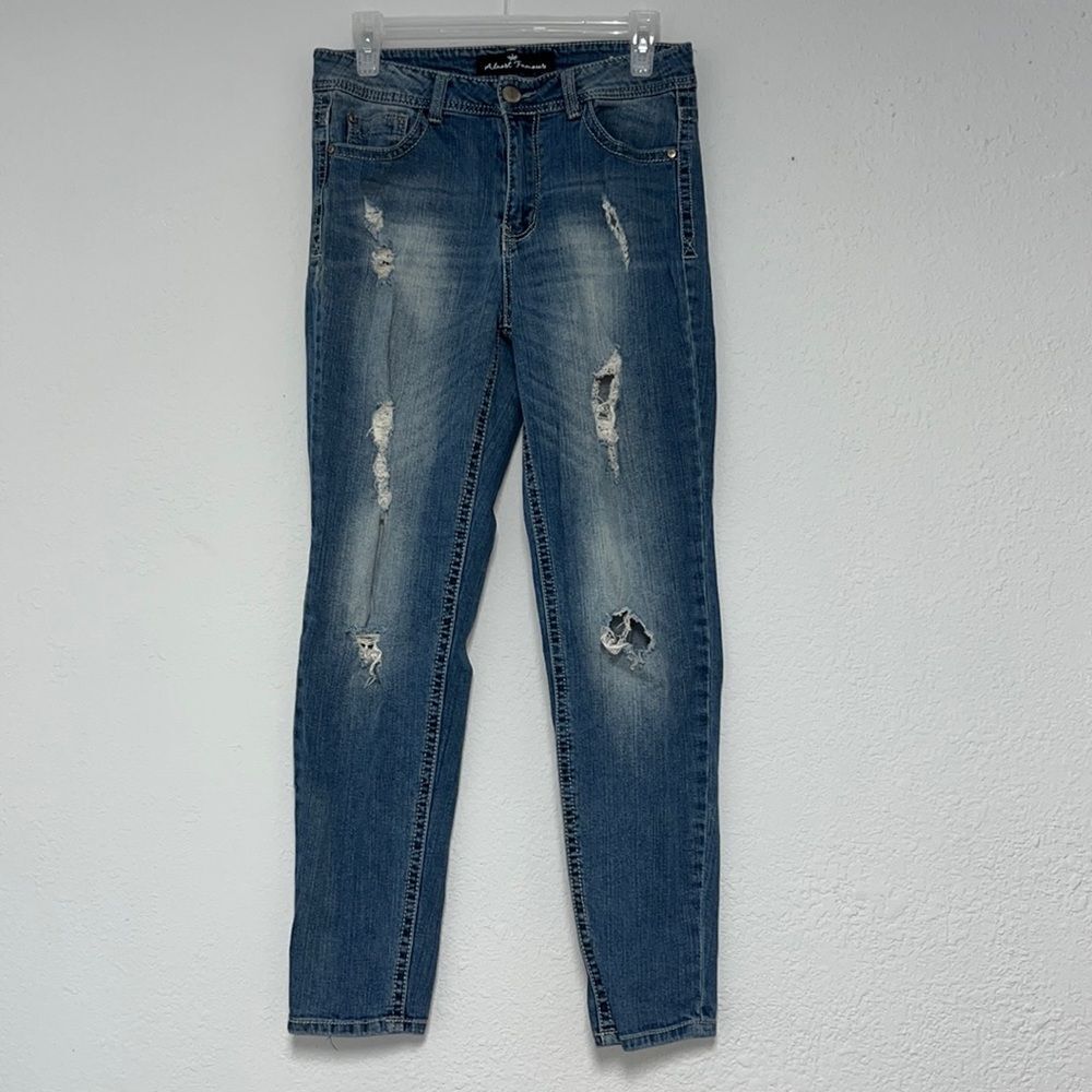 Almost Famous Distressed Skinny Jeans Size 8